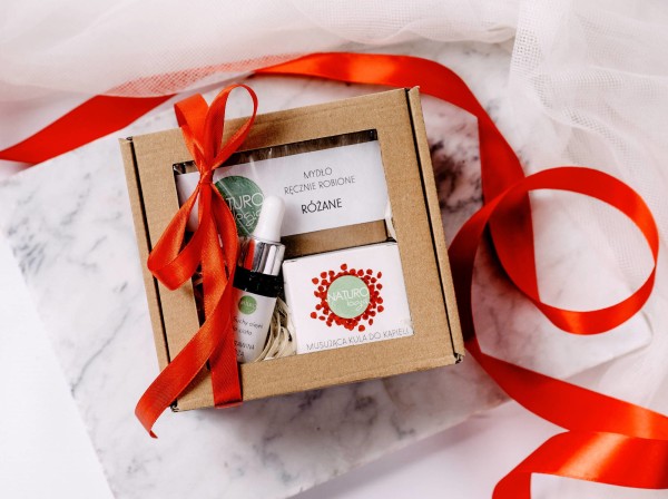 Róża Box 2.jpg